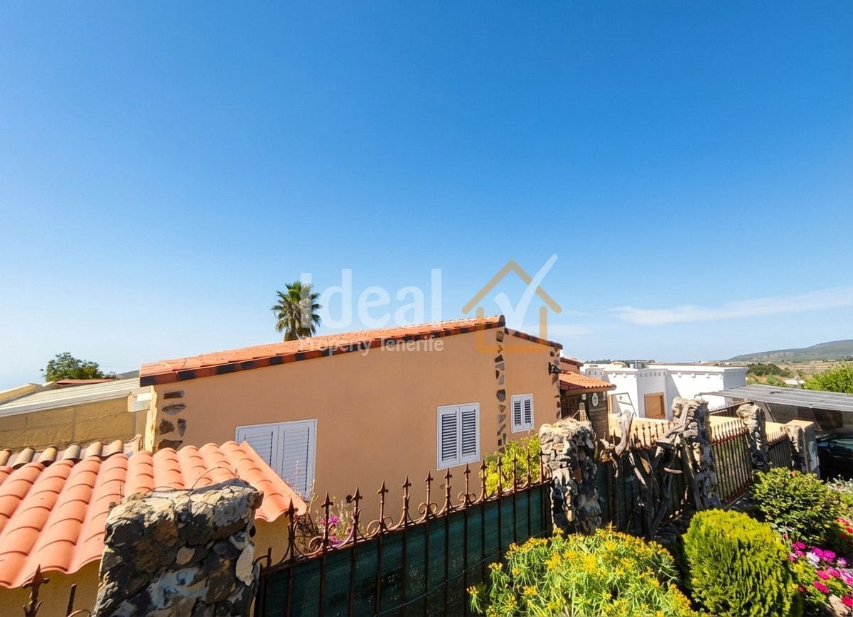 3 soverom Villa til salgs i La Escalona med svømmebasseng garasje - € 548 000 (Ref: 9777640)