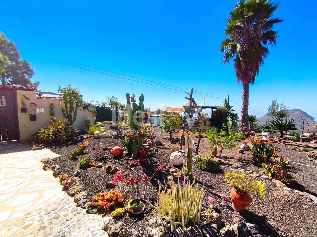 3 soverom Villa til salgs i La Escalona med svømmebasseng garasje - € 548 000 (Ref: 9777640)