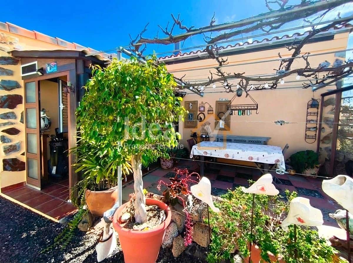 3 soverom Villa til salgs i La Escalona med svømmebasseng garasje - € 548 000 (Ref: 9777640)