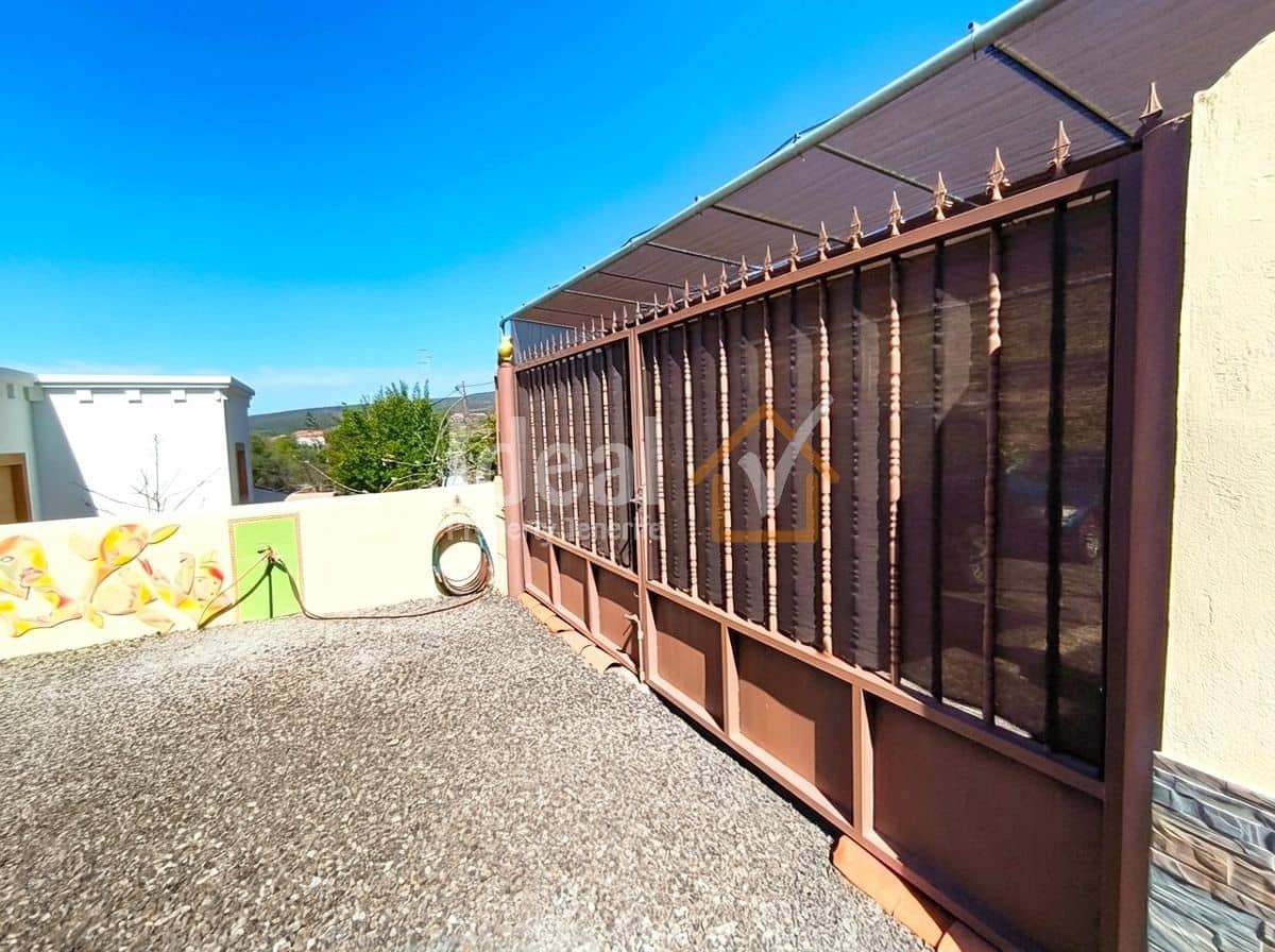 3 soverom Villa til salgs i La Escalona med svømmebasseng garasje - € 548 000 (Ref: 9777640)