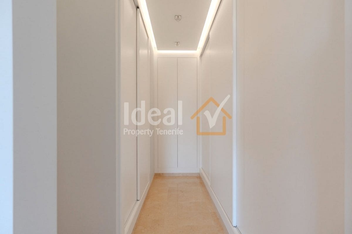 5 chambre Villa/Maison à vendre à Torviscas avec piscine garage - 2 100 000 € (Ref: 9788134)