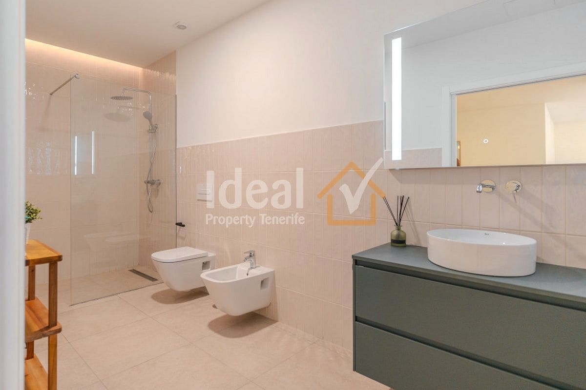 5 chambre Villa/Maison à vendre à Torviscas avec piscine garage - 2 100 000 € (Ref: 9788134)