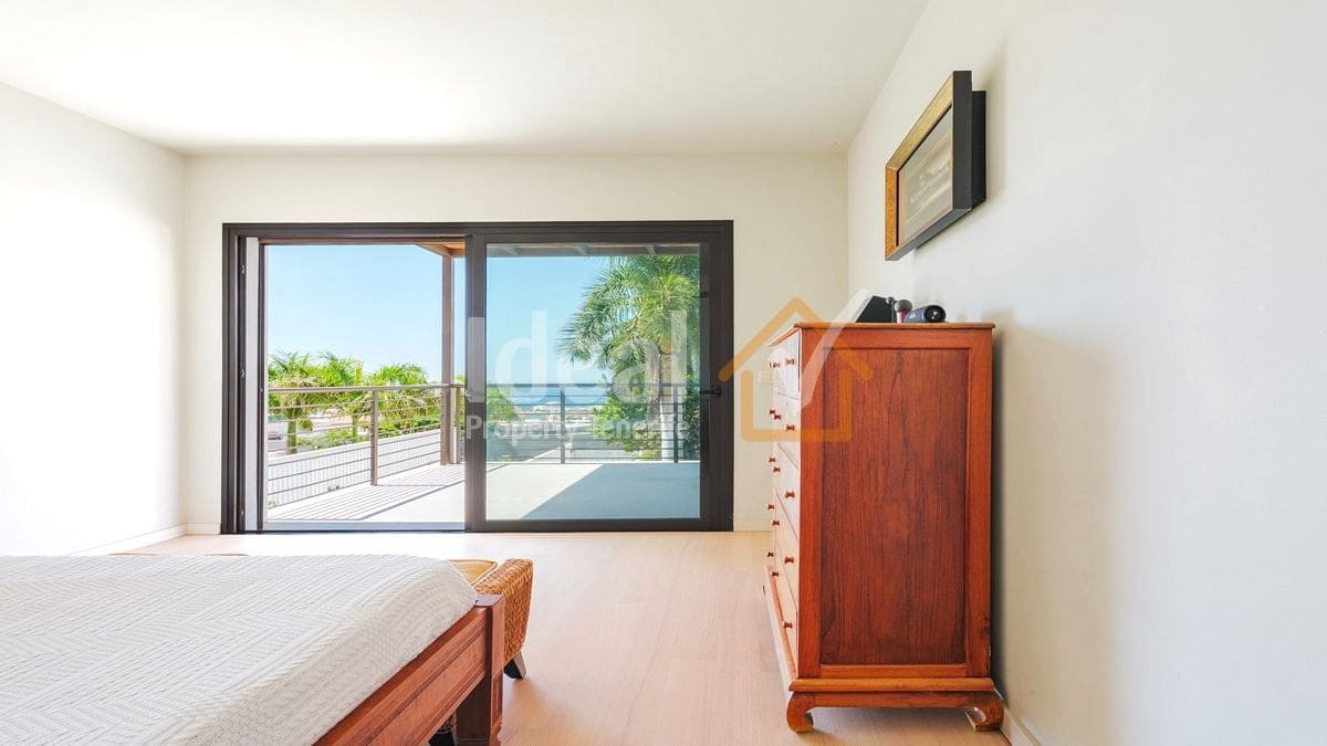 Chalet de 5 habitaciones en El Madroñal en venta con piscina garaje - 2.730.000 € (Ref: 9806068)