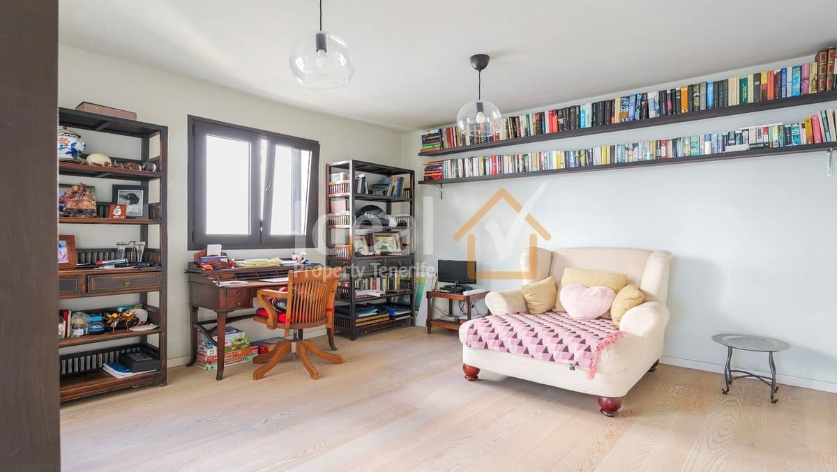 Chalet de 5 habitaciones en El Madroñal en venta con piscina garaje - 2.730.000 € (Ref: 9806068)