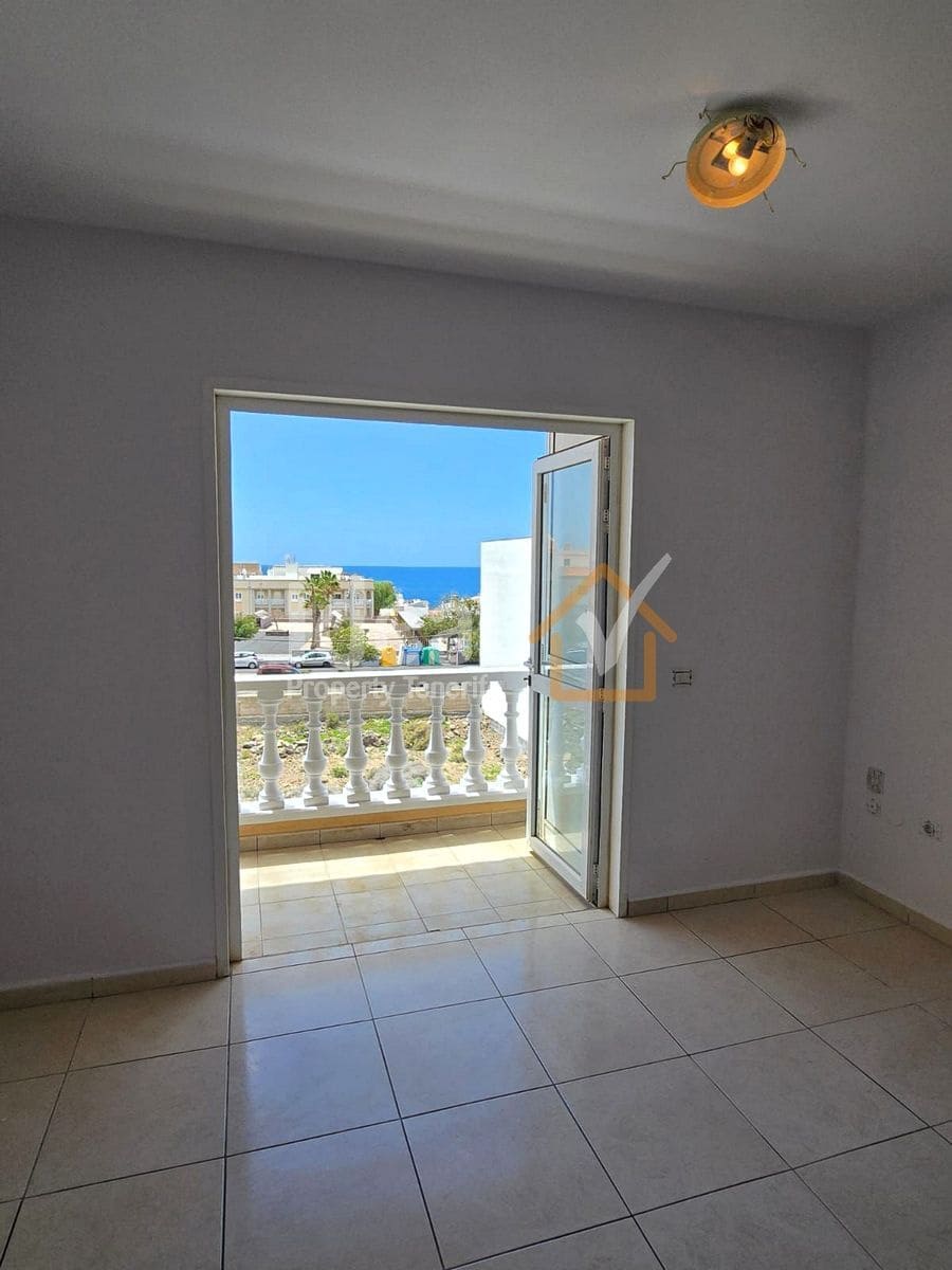 Ático de 2 habitaciones en Los Abrigos en venta - 230.000 € (Ref: 9811205)