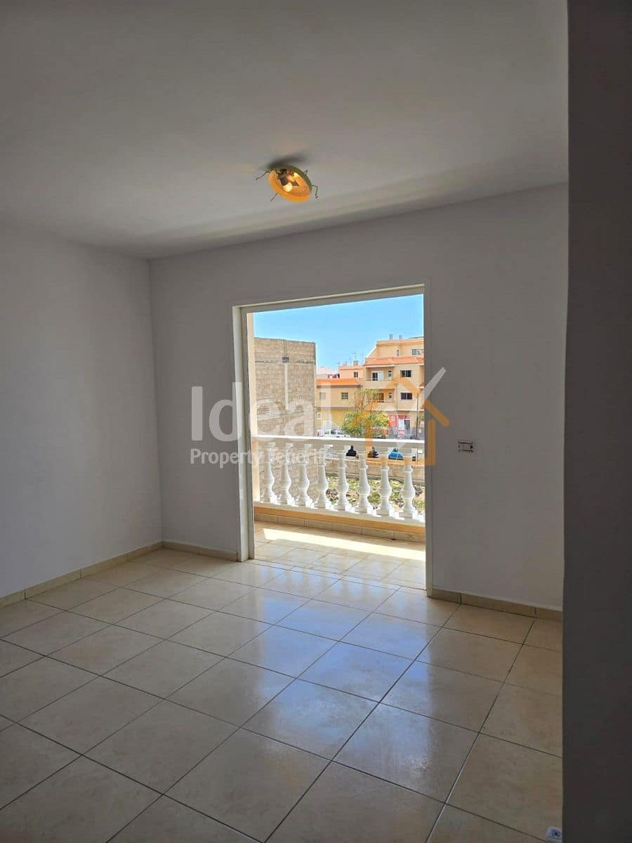 Ático de 2 habitaciones en Los Abrigos en venta - 230.000 € (Ref: 9811205)