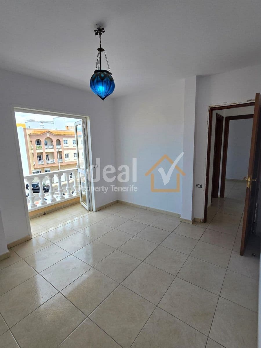 Ático de 2 habitaciones en Los Abrigos en venta - 230.000 € (Ref: 9811205)