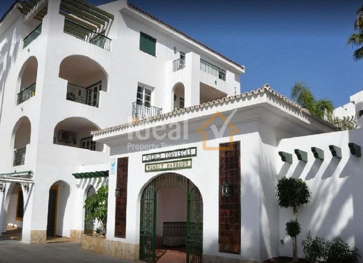 Studio till salu i Costa Adeje med pool - 295 000 € (Ref: 9811207)