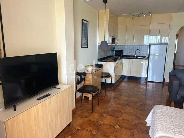 Studio till salu i Costa Adeje, Adeje med pool - 295 000 € (Ref: 9811207)