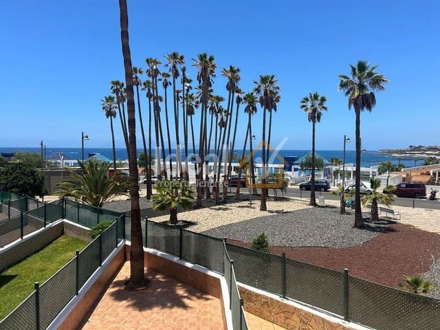 Studio till salu i Costa Adeje, Adeje med pool - 295 000 € (Ref: 9811207)