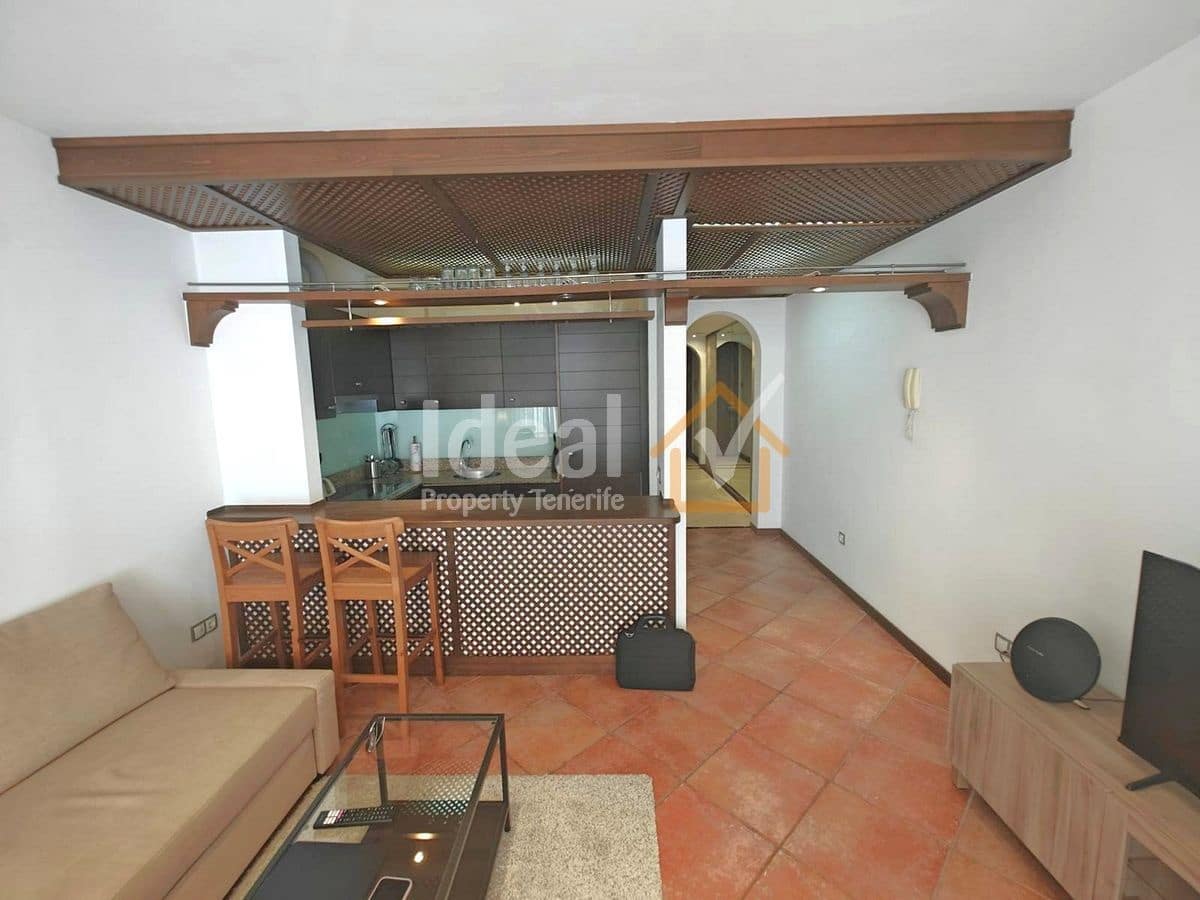 1 sypialnia Apartament na sprzedaż w Playa Paraiso z basenem garażem - 325 000 € (Ref: 9811208)