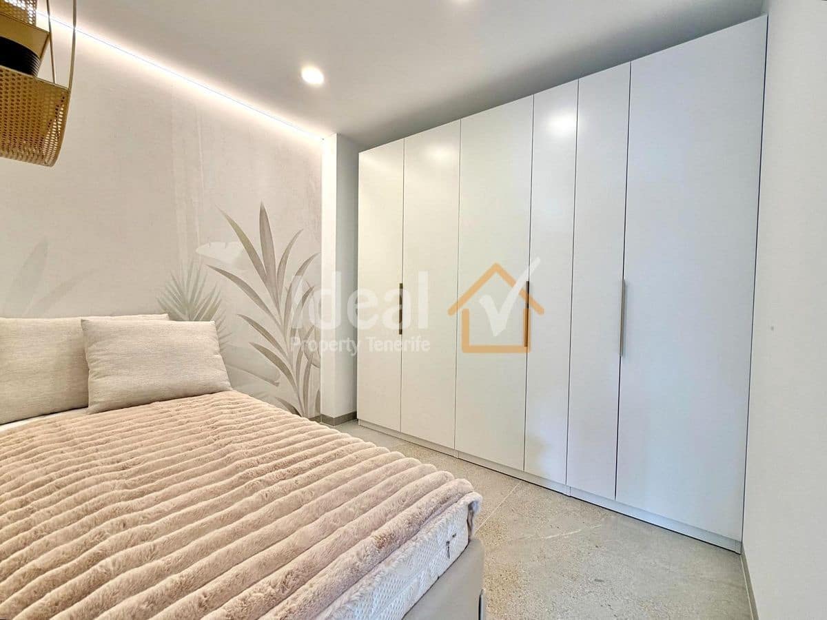 2 soveværelse Lejlighed til salg i Los Abrigos - € 320.000 (Ref: 9816975)
