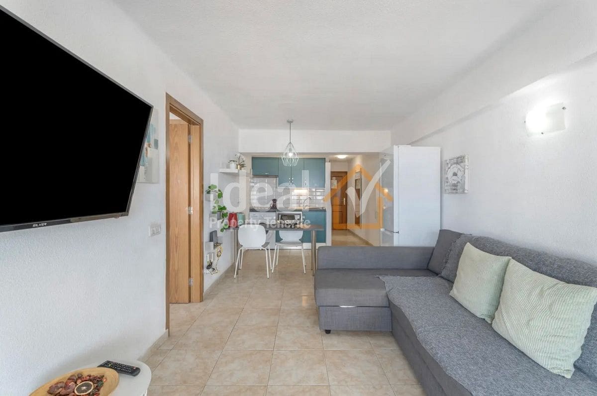 1 bedroom Apartment for sale in Costa Adeje with pool - € 320,000 (Ref: 9821986)