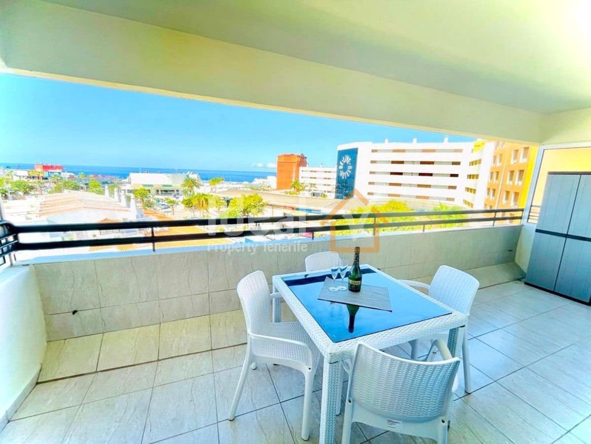 1 bedroom Apartment for sale in Costa Adeje with pool - € 320,000 (Ref: 9821986)