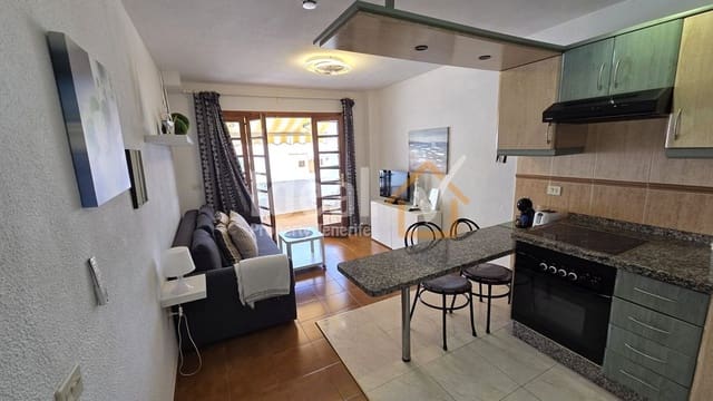 1 chambre Appartement à vendre à Costa Adeje, Adeje avec piscine - 275 000 € (Ref: 9835168)