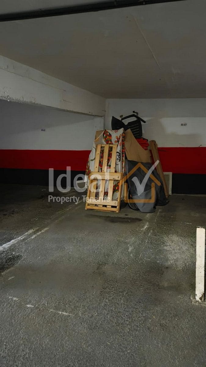 1 bedroom Apartment for sale in Los Cristianos with garage - € 380,000 (Ref: 9838876)