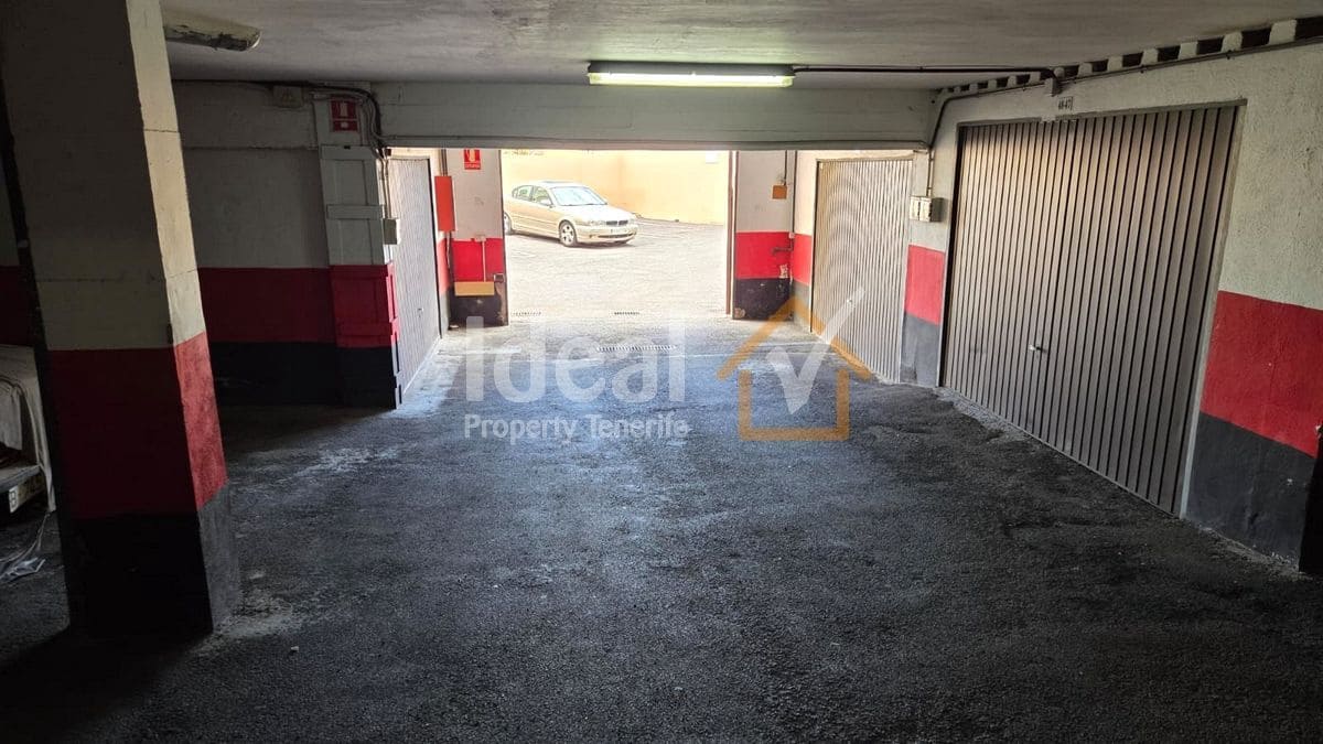 1 bedroom Apartment for sale in Los Cristianos with garage - € 380,000 (Ref: 9838876)