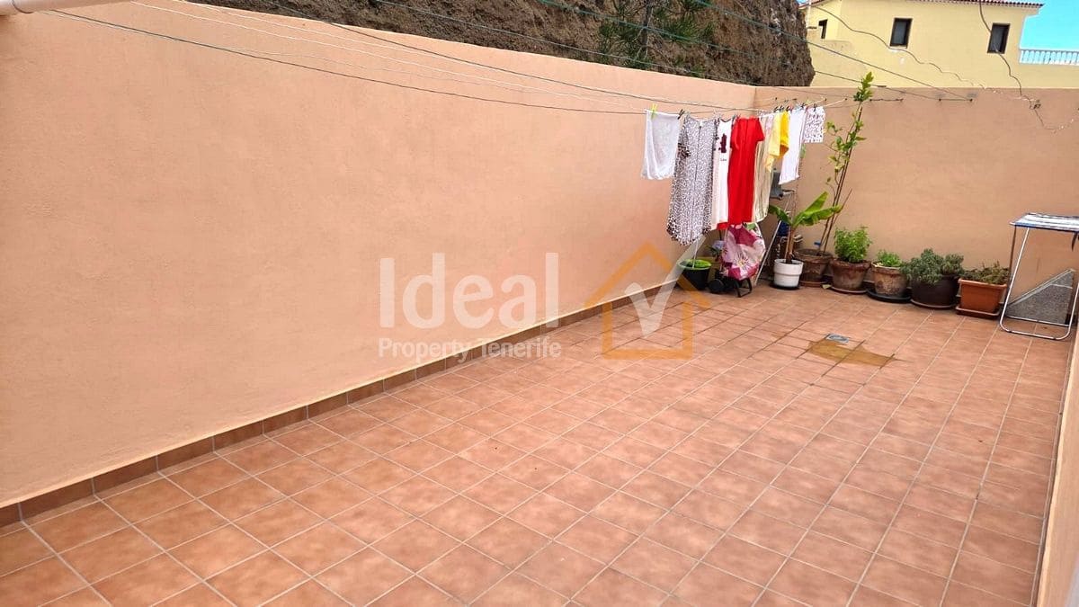 1 bedroom Apartment for sale in Los Cristianos with garage - € 380,000 (Ref: 9838876)
