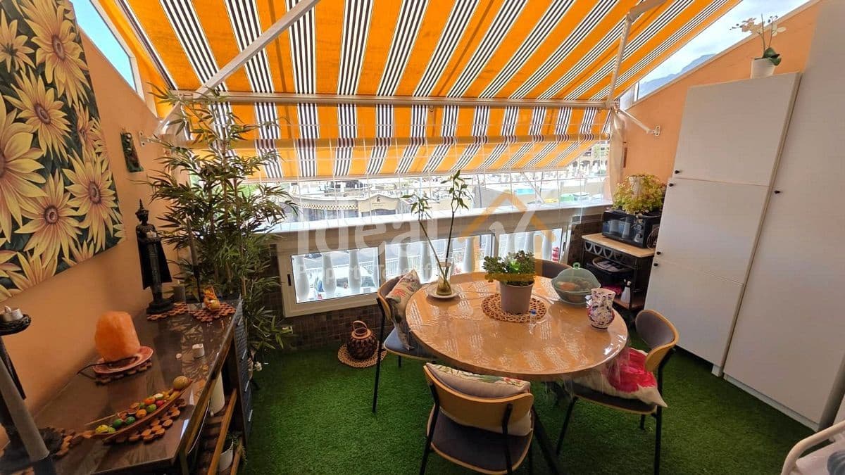1 bedroom Apartment for sale in Los Cristianos with garage - € 380,000 (Ref: 9838876)