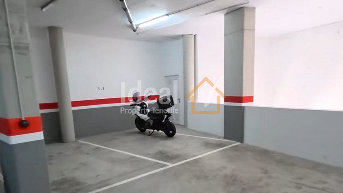 2 sypialnia Dom blizniak na sprzedaż w Los Gigantes z basenem garażem - 495 000 € (Ref: 9893685)