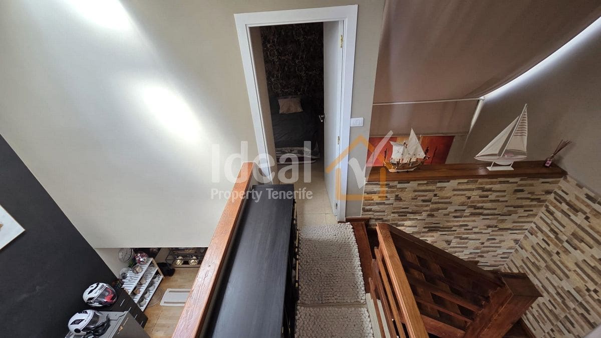 2 sypialnia Dom blizniak na sprzedaż w Los Gigantes z basenem garażem - 495 000 € (Ref: 9893685)