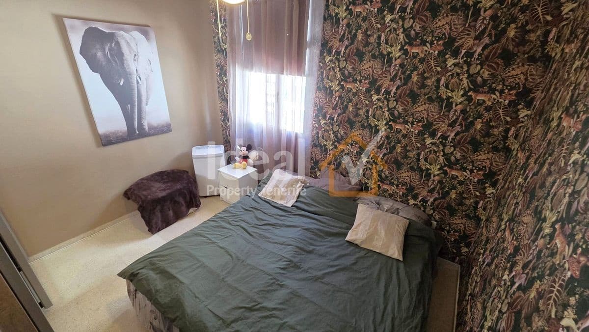 2 sypialnia Dom blizniak na sprzedaż w Los Gigantes z basenem garażem - 495 000 € (Ref: 9893685)