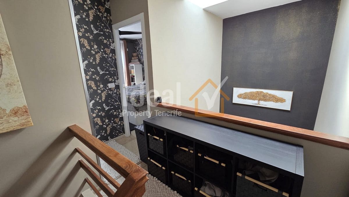 2 sypialnia Dom blizniak na sprzedaż w Los Gigantes z basenem garażem - 495 000 € (Ref: 9893685)