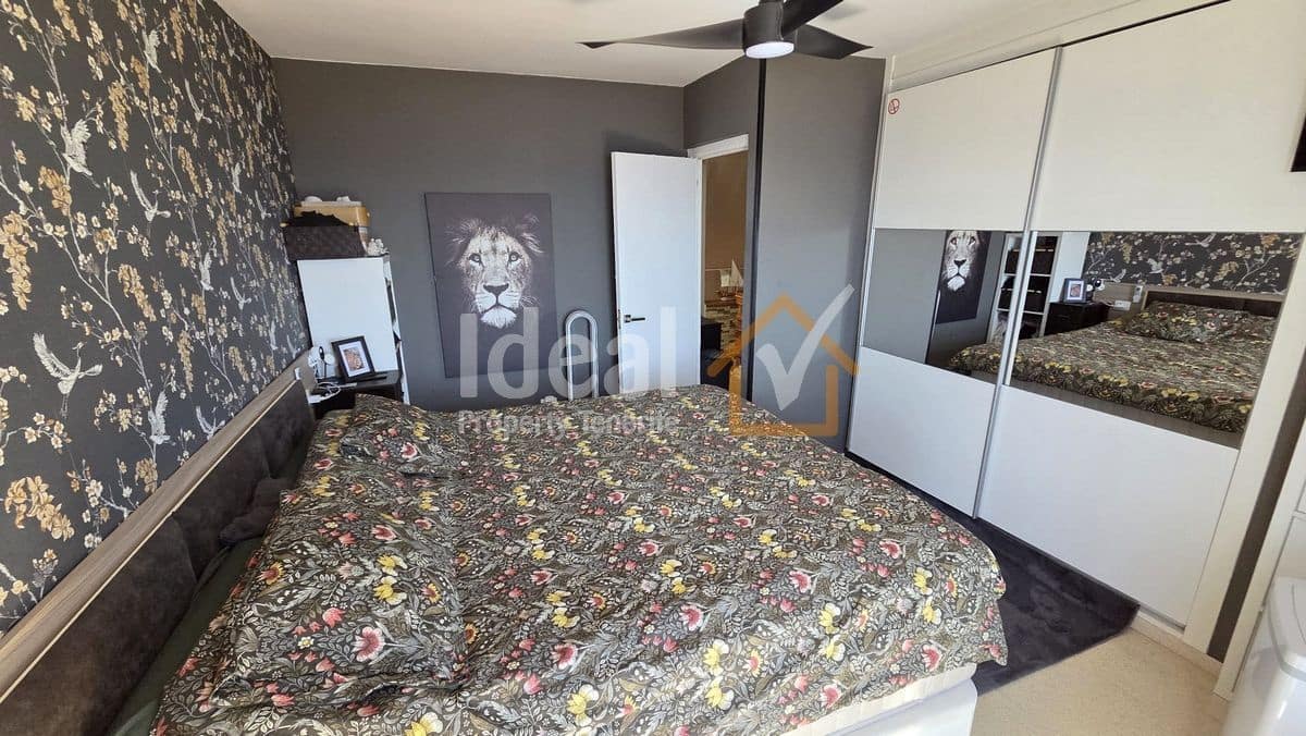 2 sypialnia Dom blizniak na sprzedaż w Los Gigantes z basenem garażem - 495 000 € (Ref: 9893685)