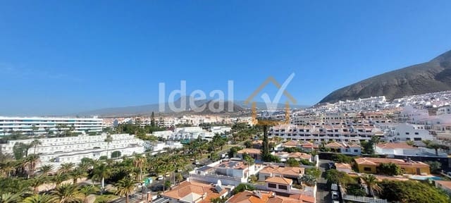 Apartamento de 2 habitaciones en Los Cristianos, Arona en venta con piscina - 490.000 € (Ref: 9895729)
