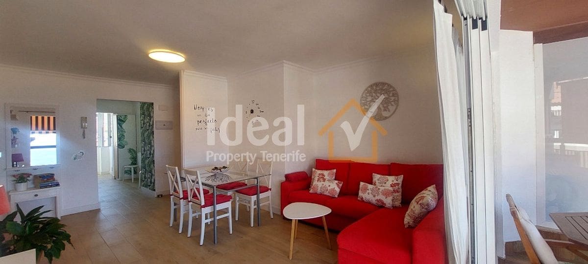 Apartamento de 2 habitaciones en Los Cristianos en venta con piscina - 490.000 € (Ref: 9895729)