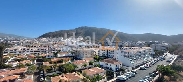 Apartamento de 2 habitaciones en Los Cristianos, Arona en venta con piscina - 490.000 € (Ref: 9895729)