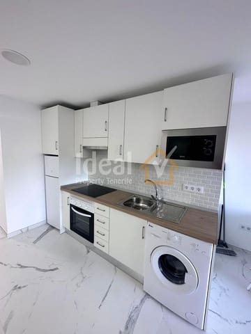 Apartamento de 2 habitaciones en Los Cristianos, Arona en venta con piscina - 330.000 € (Ref: 9902788)