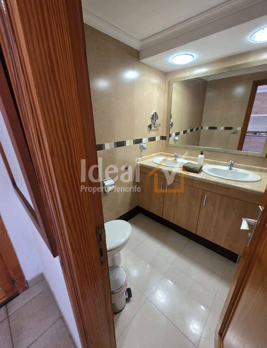 Estudio en Los Cristianos en venta con piscina - 178.000 € (Ref: 9906820)