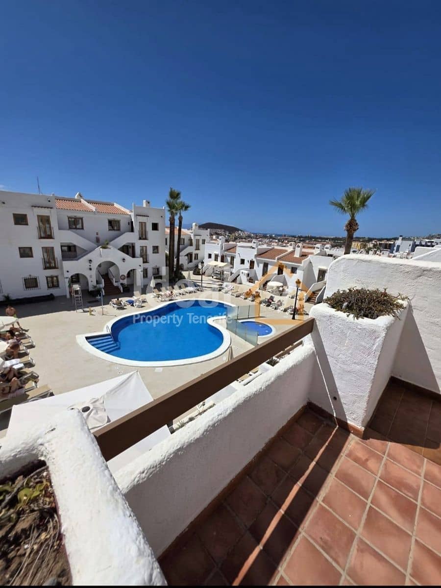 Estudio en Los Cristianos en venta con piscina - 178.000 € (Ref: 9906820)