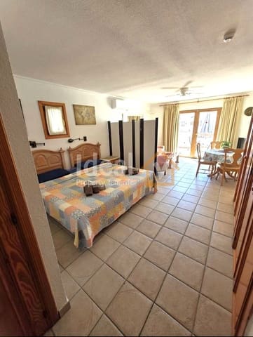 Estudio en Los Cristianos, Arona en venta con piscina - 178.000 € (Ref: 9906820)