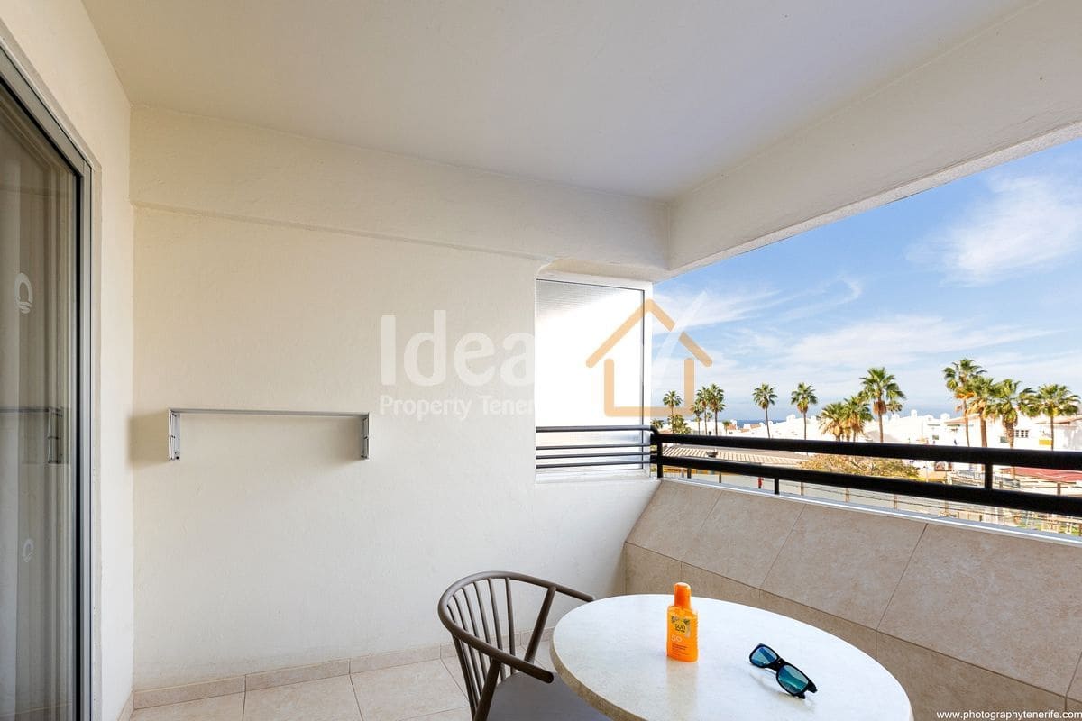 Studio zu verkaufen in Costa Adeje mit Pool - 210.000 € (Ref: 9923187)
