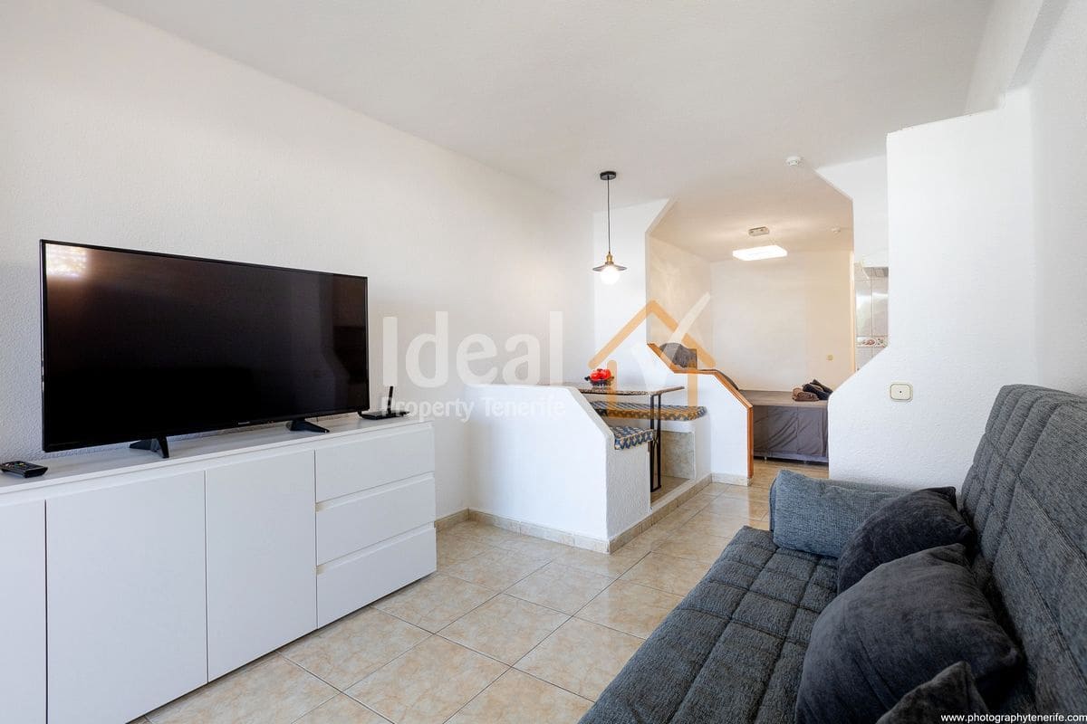 Studio zu verkaufen in Costa Adeje mit Pool - 210.000 € (Ref: 9923187)