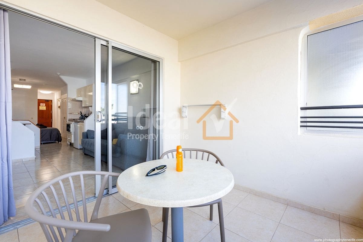 Studio zu verkaufen in Costa Adeje mit Pool - 210.000 € (Ref: 9923187)