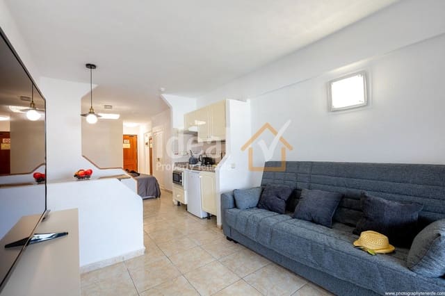 Studio te koop in Costa Adeje, Adeje met zwembad - € 210.000 (Ref: 9923187)