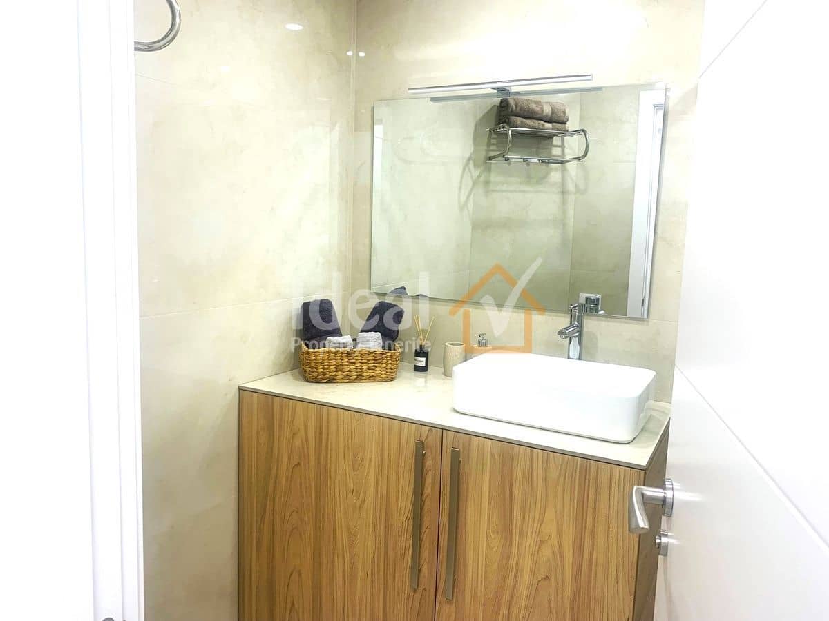Studio zu verkaufen in Costa Adeje mit Pool - 210.000 € (Ref: 9923187)
