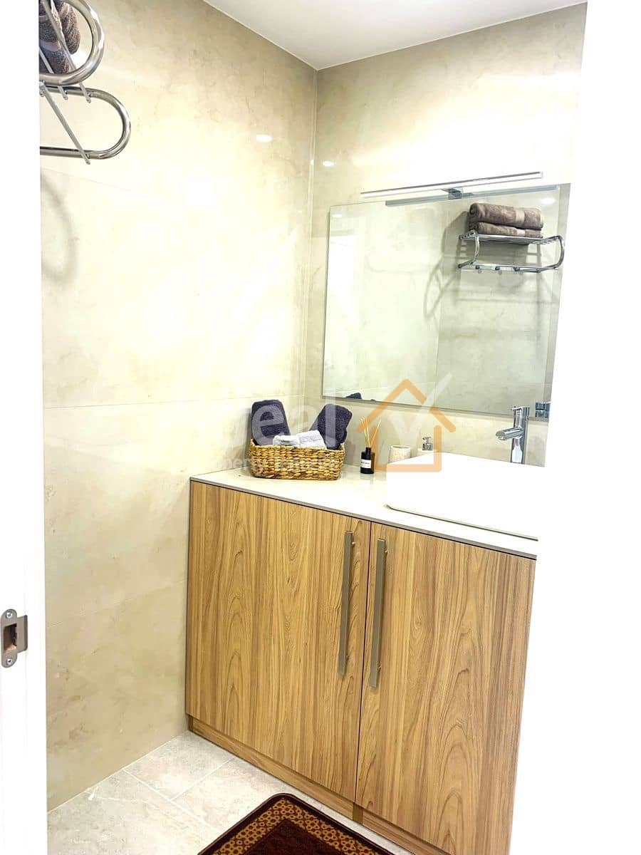 Studio zu verkaufen in Costa Adeje mit Pool - 210.000 € (Ref: 9923187)