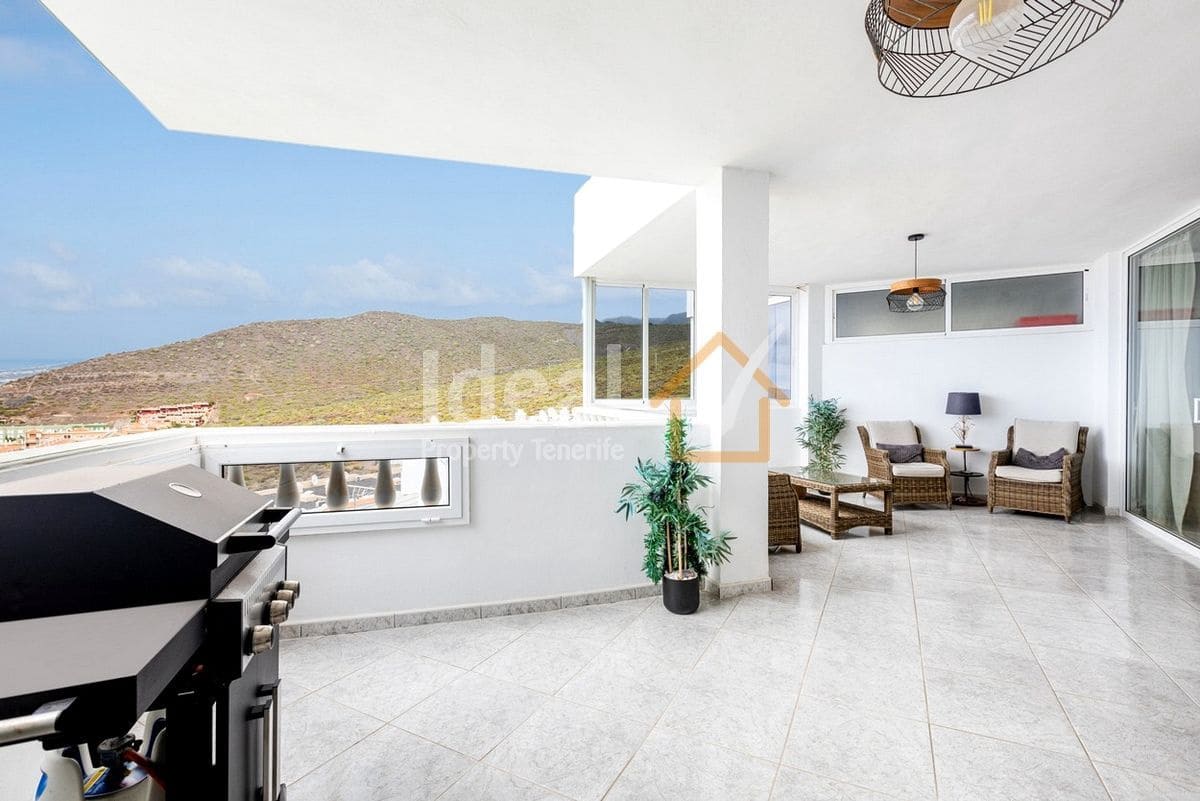 3 bedroom Apartment for sale in Torviscas with pool garage - € 715,000 (Ref: 9932794)