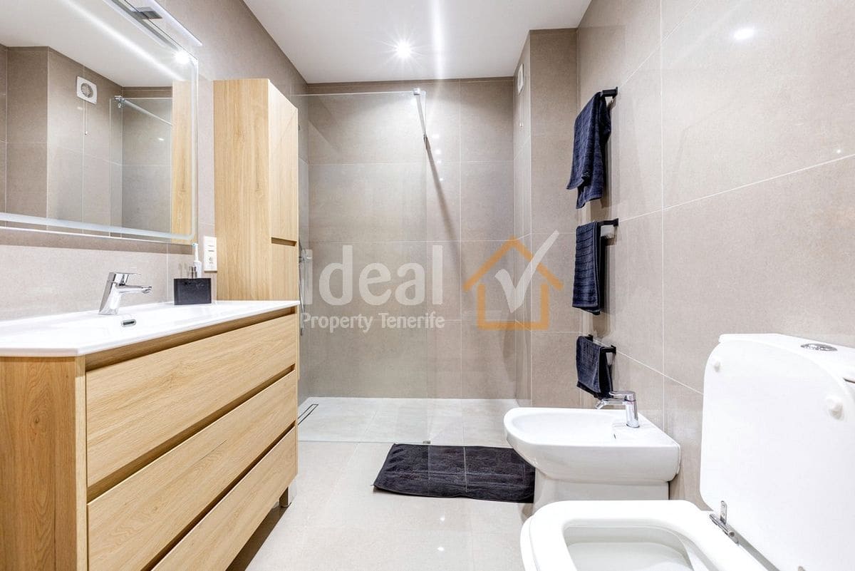 3 bedroom Apartment for sale in Torviscas with pool garage - € 715,000 (Ref: 9932794)