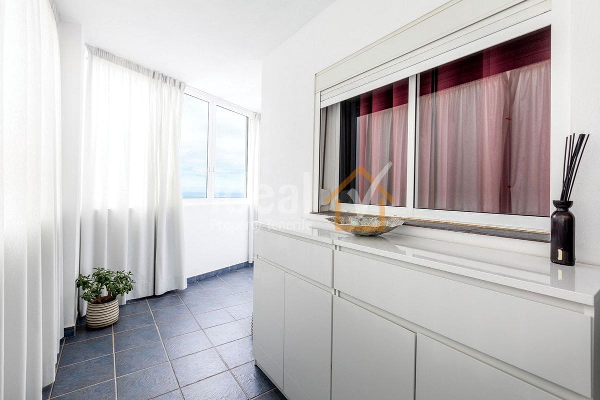 3 bedroom Apartment for sale in Torviscas with pool garage - € 715,000 (Ref: 9932794)