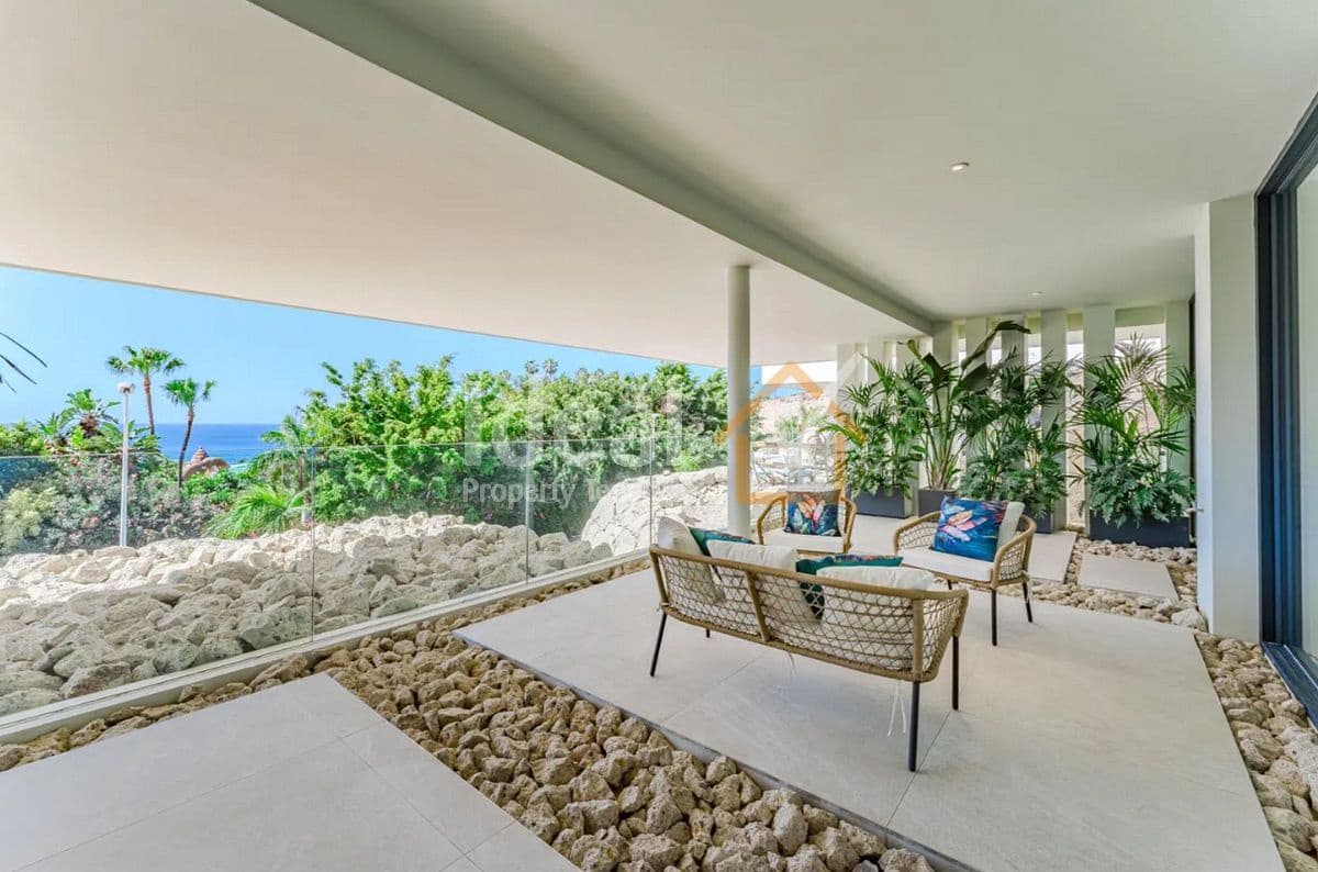 3 soveværelse Villa til salg i Costa Adeje med swimmingpool garage - € 3.810.000 (Ref: 9996598)