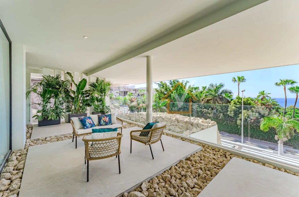 3 soveværelse Villa til salg i Costa Adeje med swimmingpool garage - € 3.810.000 (Ref: 9996598)