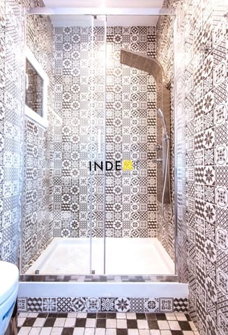   2 soveværelse   ferieLejlighed i Barcelona by   - € 1.490 (Ref: 4839794)