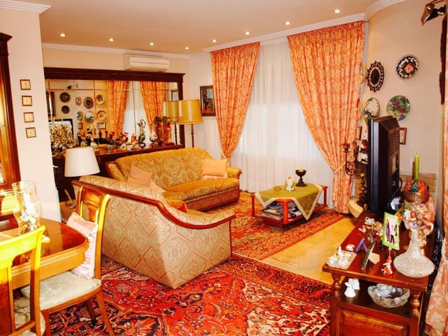 6 soveværelse Villa til salg i Sitges med swimmingpool garage - € 750.000 (Ref: 4839822)