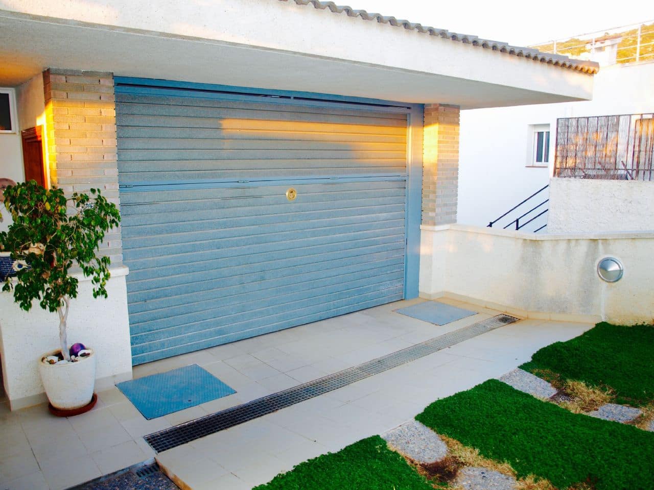 6 soveværelse Villa til salg i Sitges med swimmingpool garage - € 750.000 (Ref: 4839822)