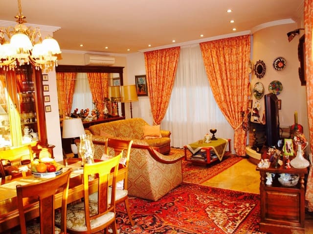 6 soveværelse Villa til salg i Sitges med swimmingpool garage - € 750.000 (Ref: 4839822)